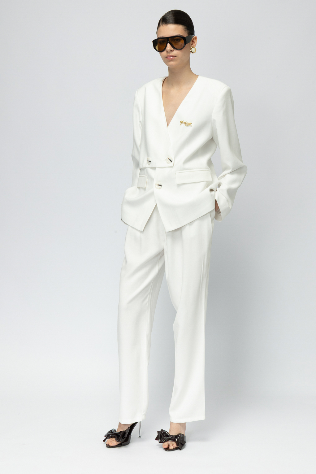 Naiah-White-Pants-Mallory-The-Label-1 NAIAH WHITE PANTS - Image 1