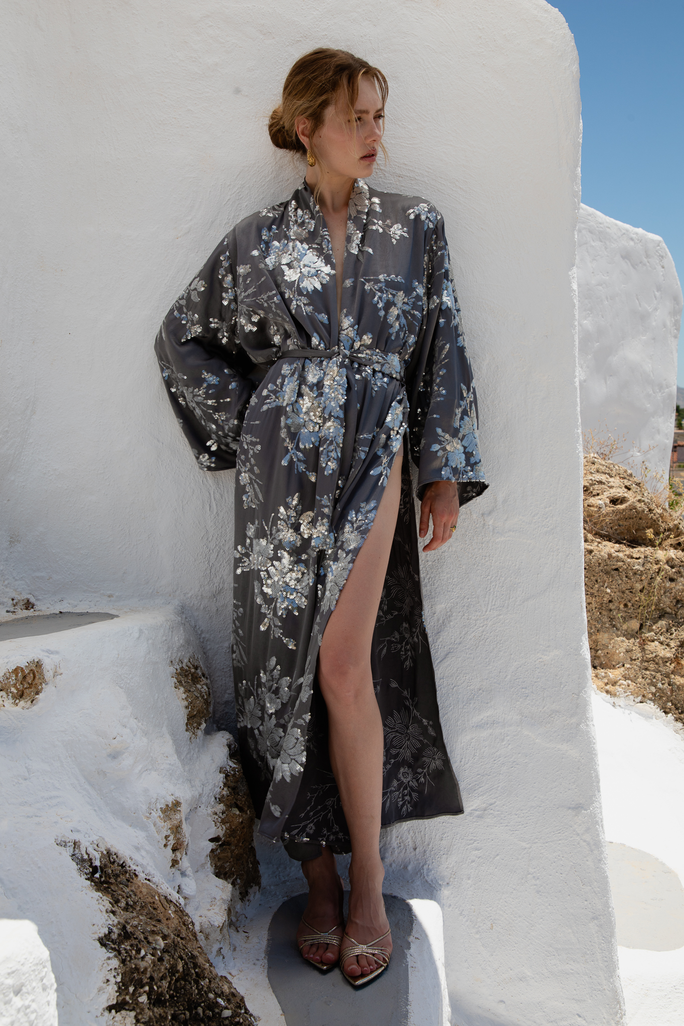 9 SOLE KIMONO - Image 1